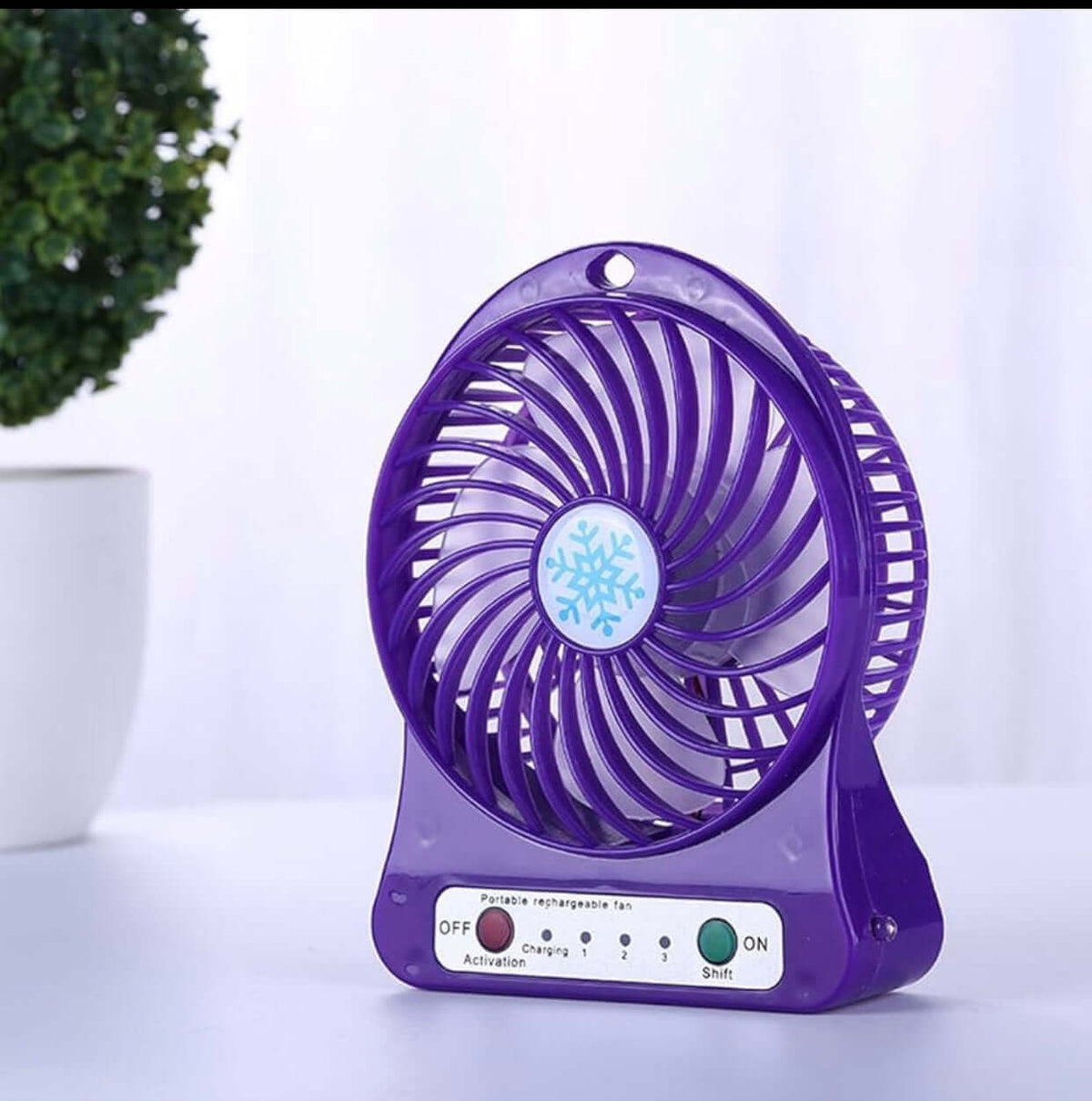 Ventilador Portátil USB Recargable de Alta Potencia.